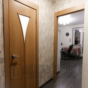 Дверь 4с3х ПО в цвете  милан. орех (худ. стекло)