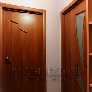 Двери 4с8 ПО ст.бел.матовое и 4г4 ПГ  в цветах итал. орех